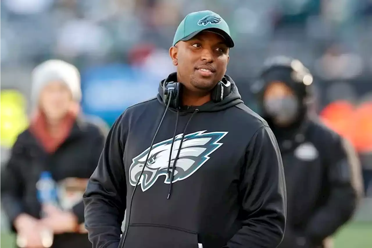 Eagles promote QB coach Brian Johnson to offensive coordinator