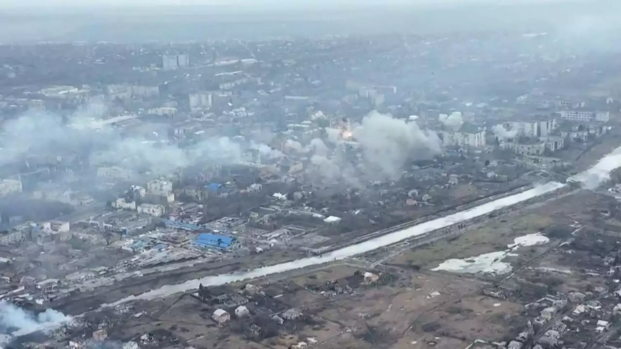 Guerre en Ukraine: les Russes à l'assaut de Bakhmout