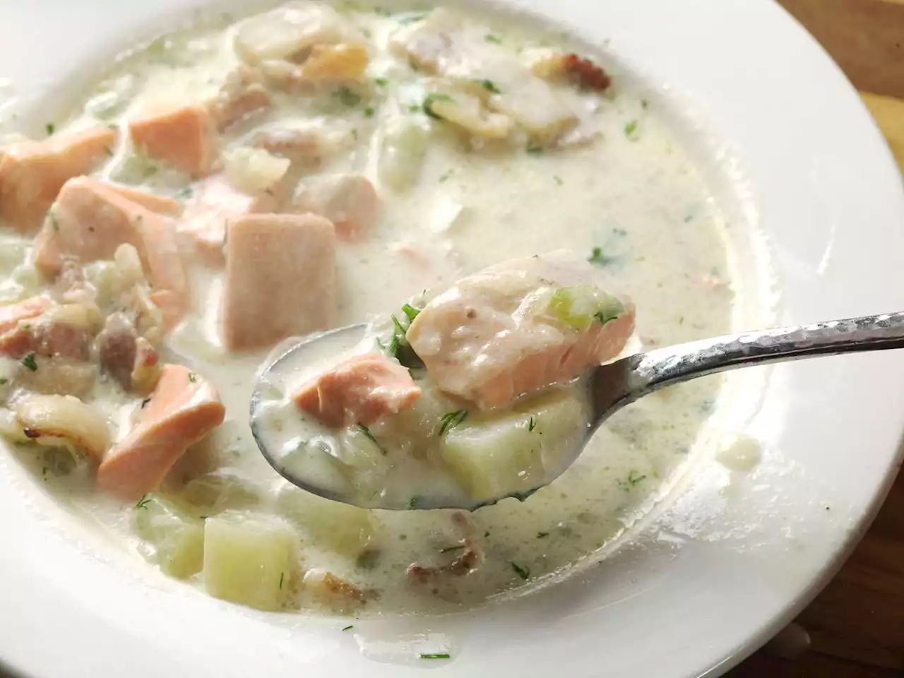 Easy, Creamy One-Pot Salmon Chowder Recipe