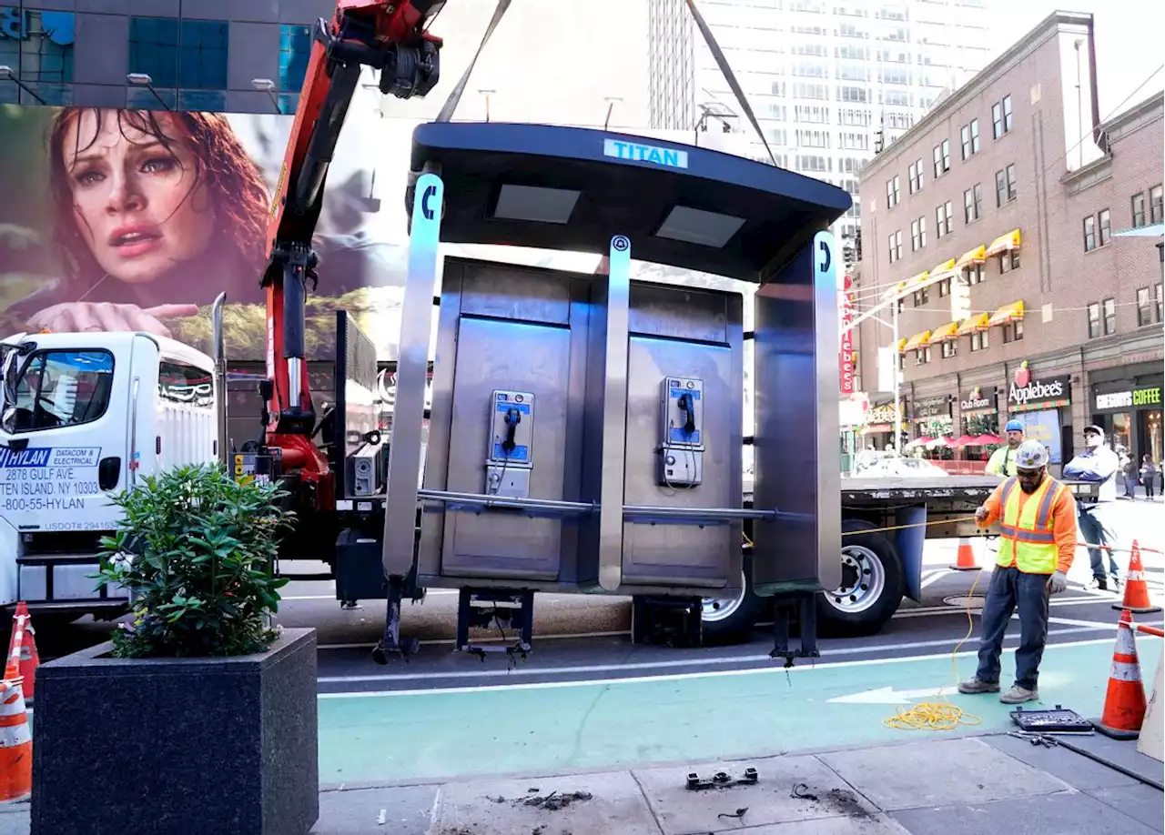 Was the Last NYC Pay Phone Really Removed?