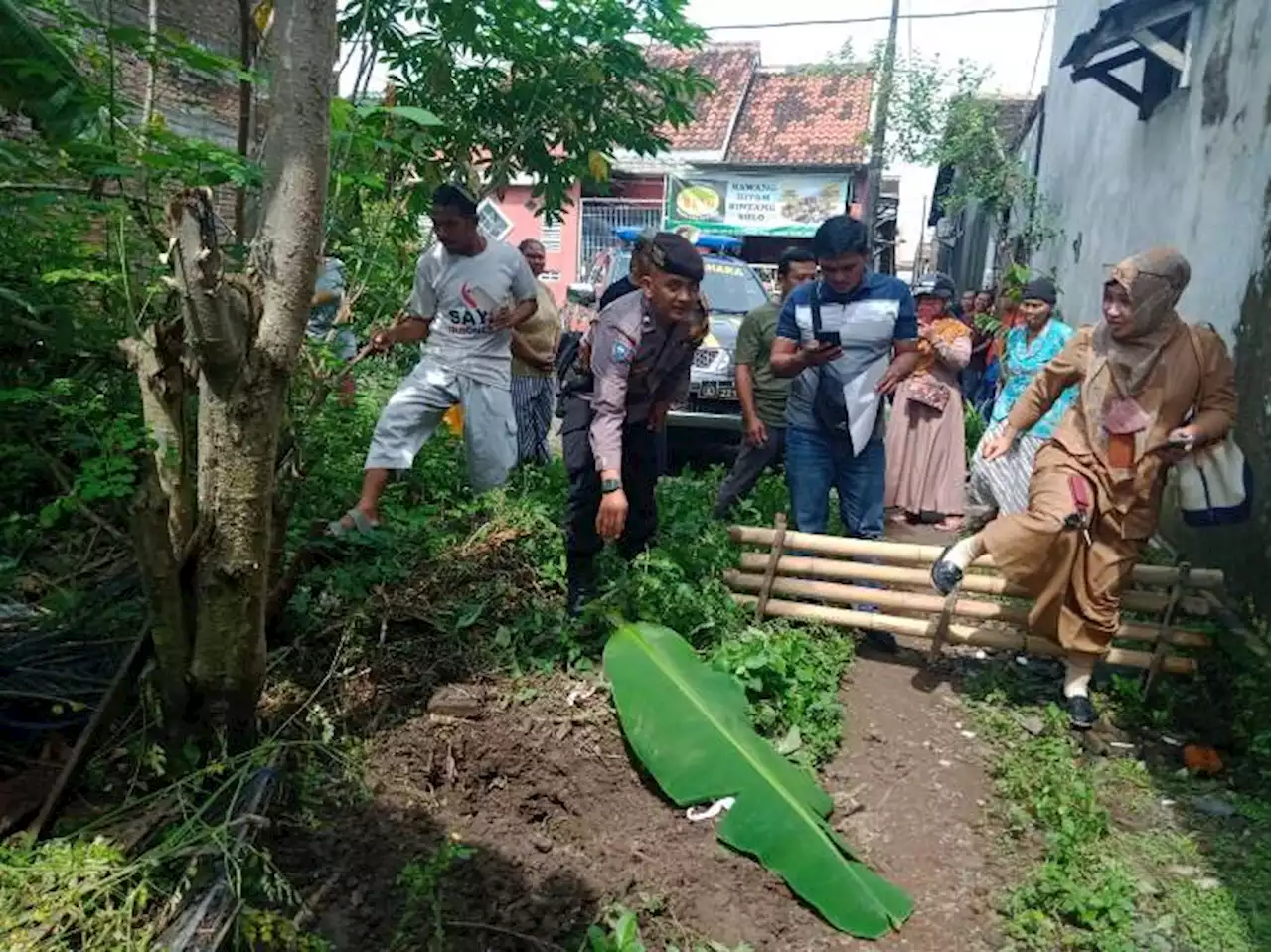 Polisi Sukoharjo Sisir Bidan & Rumah Sakit Seusai Penemuan Bayi di Grogol