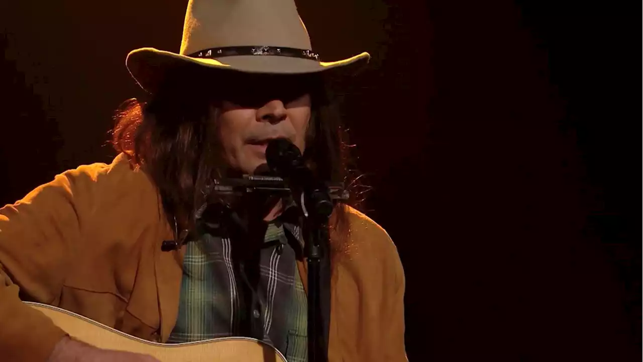 Jimmy Fallon Performs Iconic Ariana DeBose Rap as Neil Young