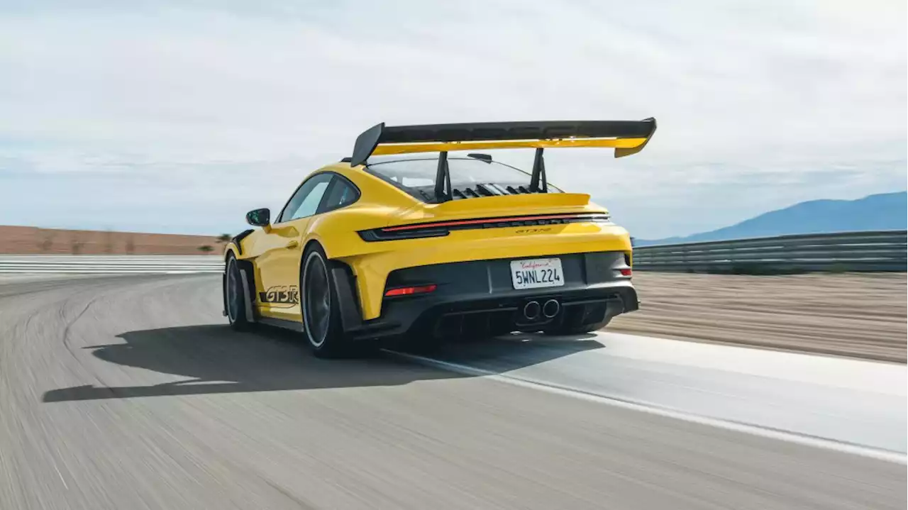 2023 Porsche GT3 RS First Drive: You'll need a faster track and a better gym - Autoblog