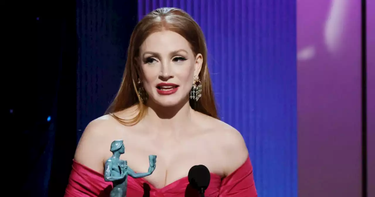 ‘Embarrassed’ Jessica Chastain pokes fun at her SAG Awards stumble