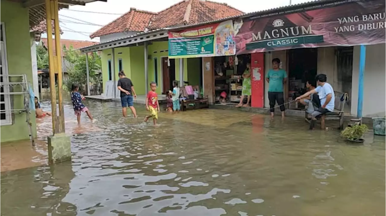 Hujan Deras Guyur Indramayu, Ratusan Rumah Terendam Banjir