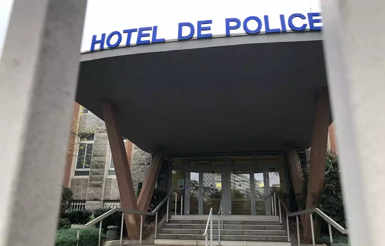 Suspecté d'avoir blessé un policier à Trappes, il se rend trois ans après