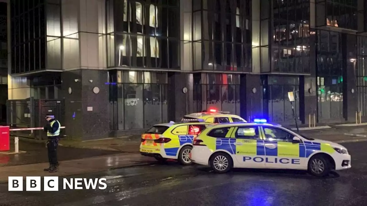 Pedestrian dies after two-vehicle crash in Glasgow city centre