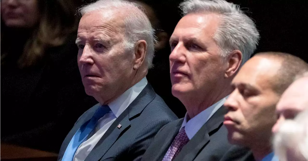 Biden, McCarthy discuss debt ceiling; House GOP ousts Omar from committee; 6 more weeks of winter | Hot off the Wire podcast