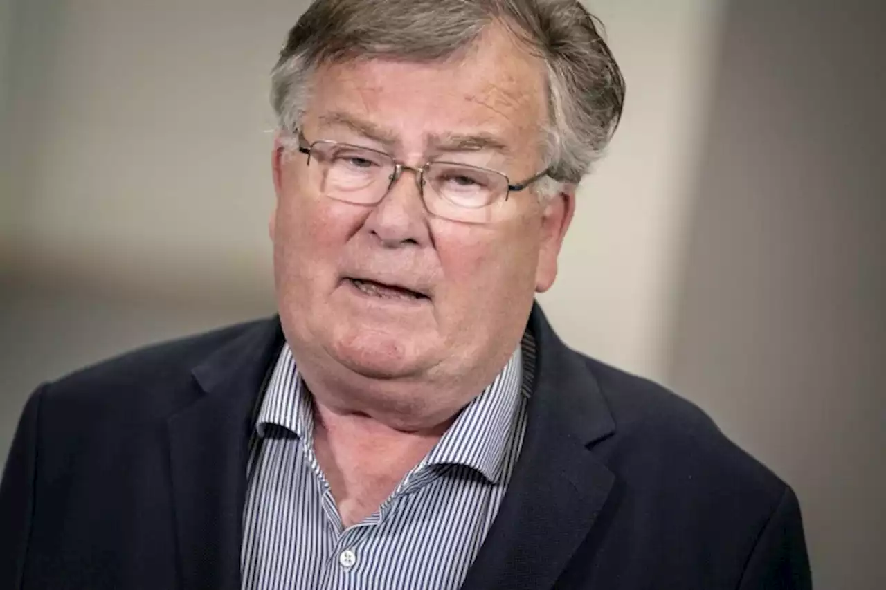 Claus Hjort tilslutter sig topembedsmænd og går imod Venstre: Samsam-sag bør kulegraves