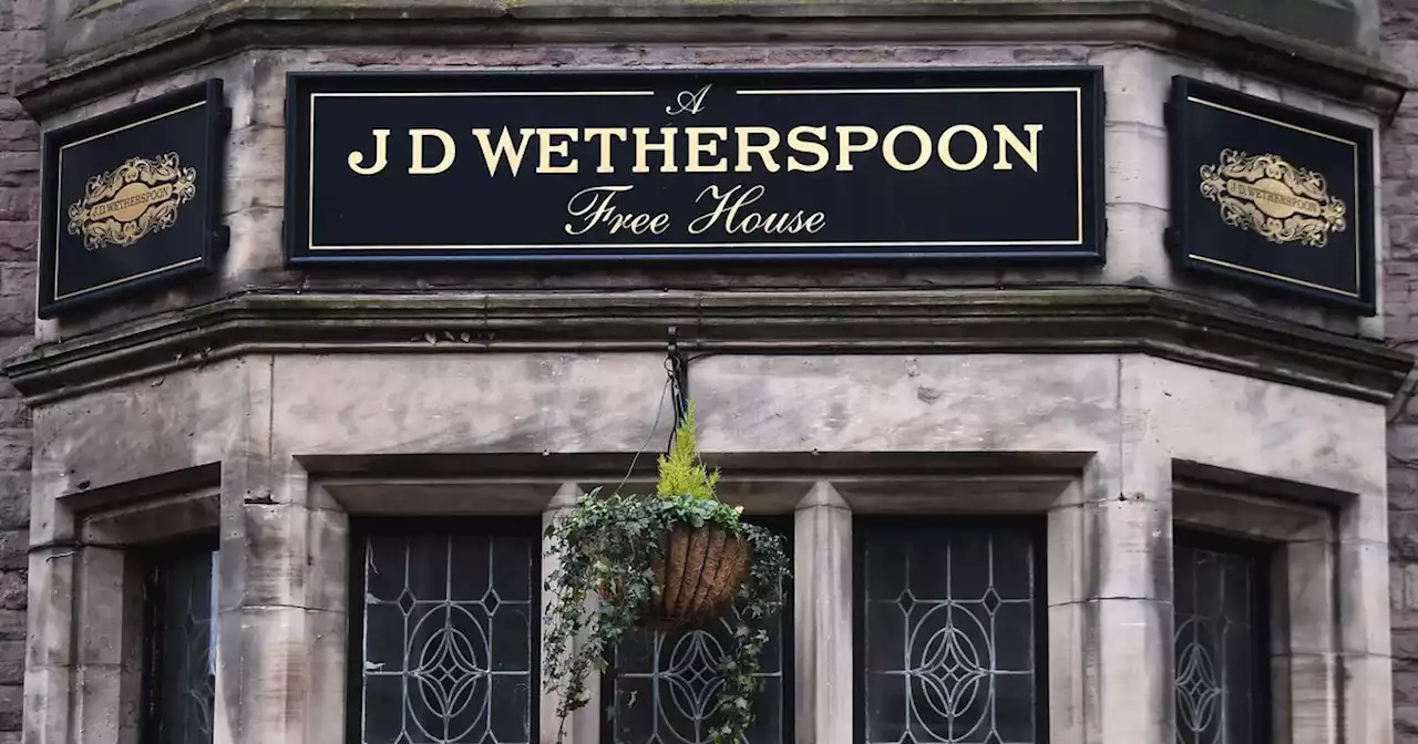 Man's 'grim' Wetherspoons meal that 'would fail GCSE food tech'