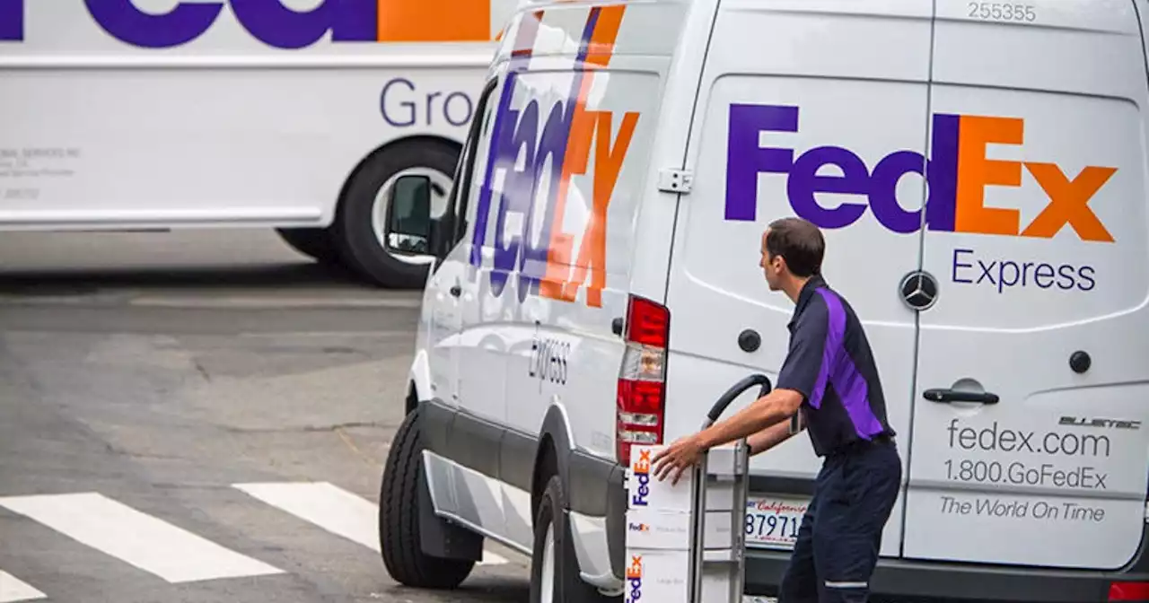 FedEx despedirá a ejecutivos y directores como parte de un plan de reducción costos