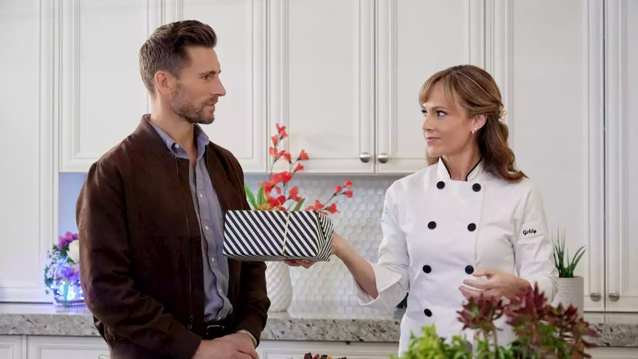 Hallmark's Nikki DeLoach and Andrew Walker on Working Together Again