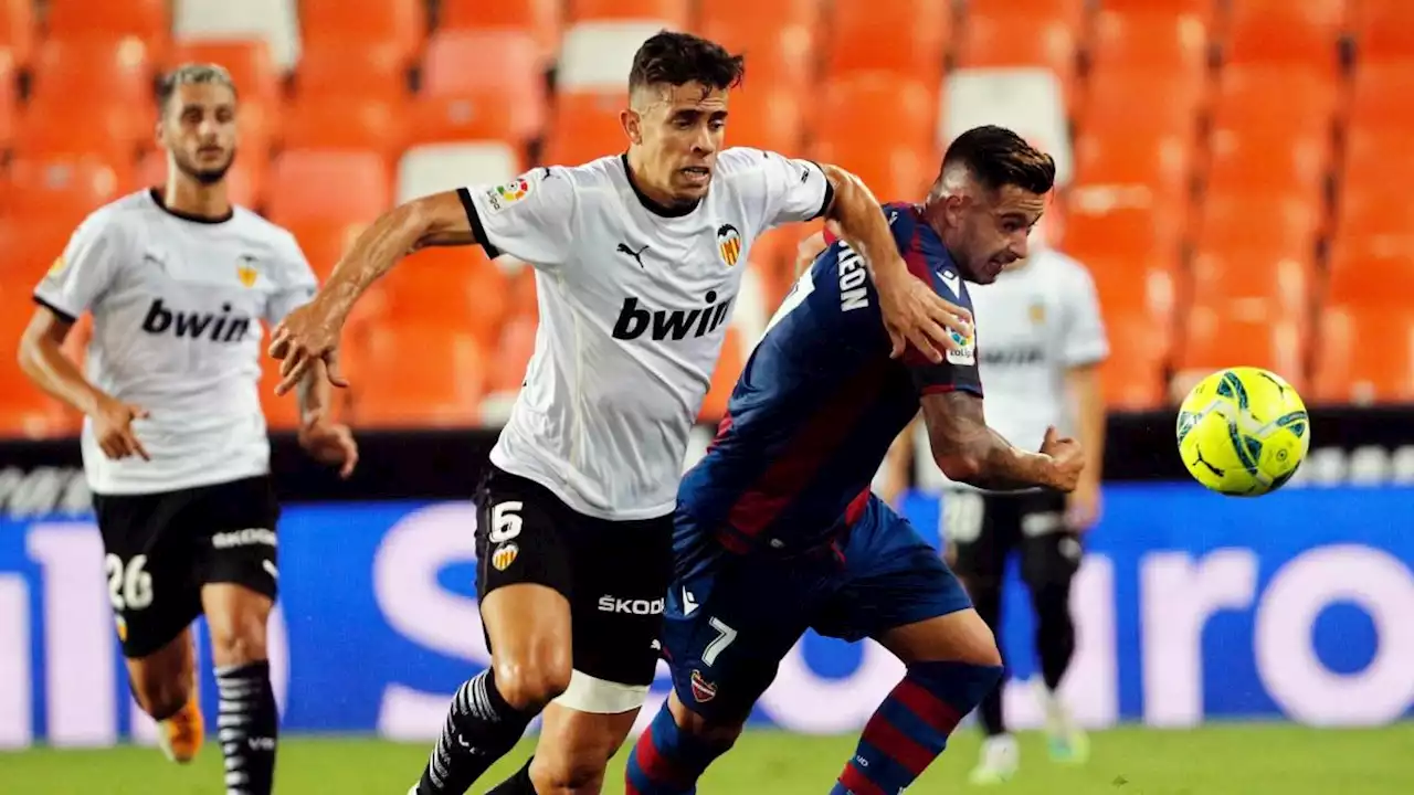 Gabriel Paulista réagit après son tacle assassin sur Vinícius Jr