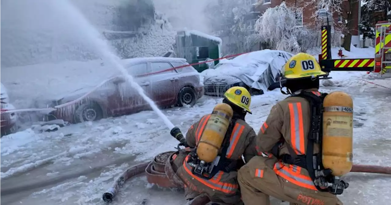 Massive fire in Montreal’s east end forces 20 families out into bitter cold | Globalnews.ca