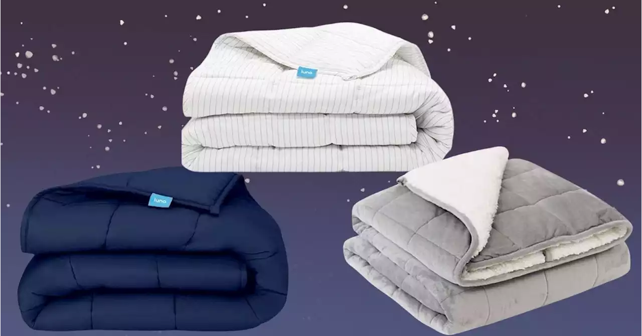 Now's Your Chance To Try A Weighted Blanket For 77% Off