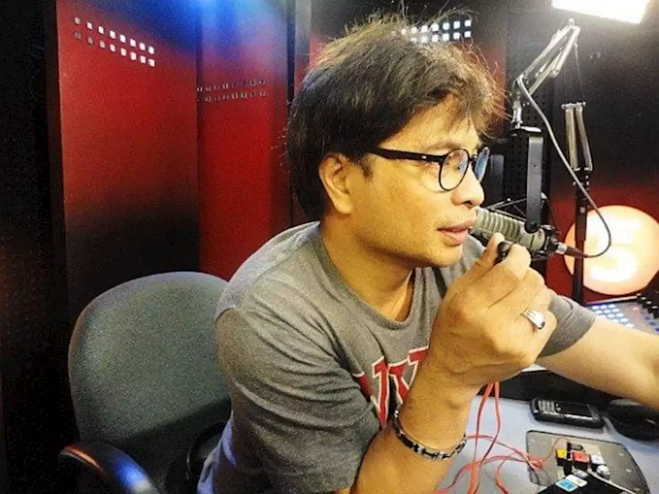 OWWA chief Arnell Ignacio: Socmed manager behind post on my love life