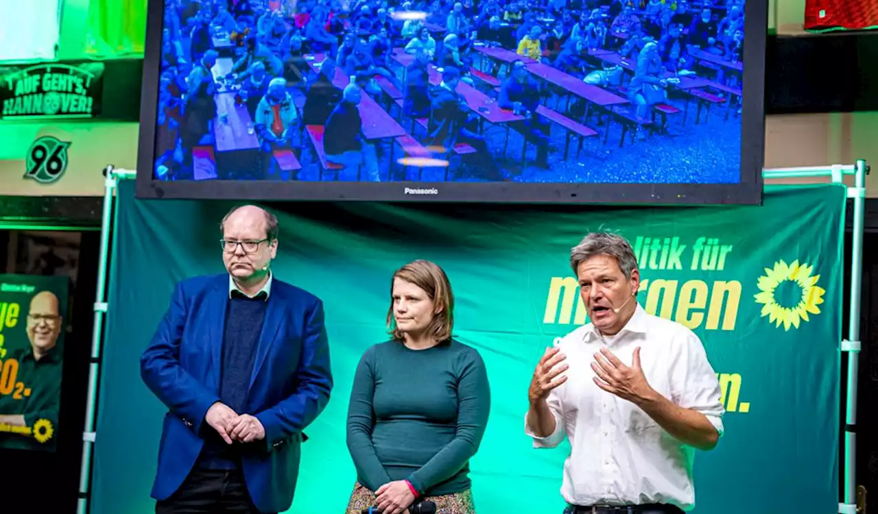 Auch Habeck betroffen: Grüne stellen Anzeige wegen Fake-Plakaten