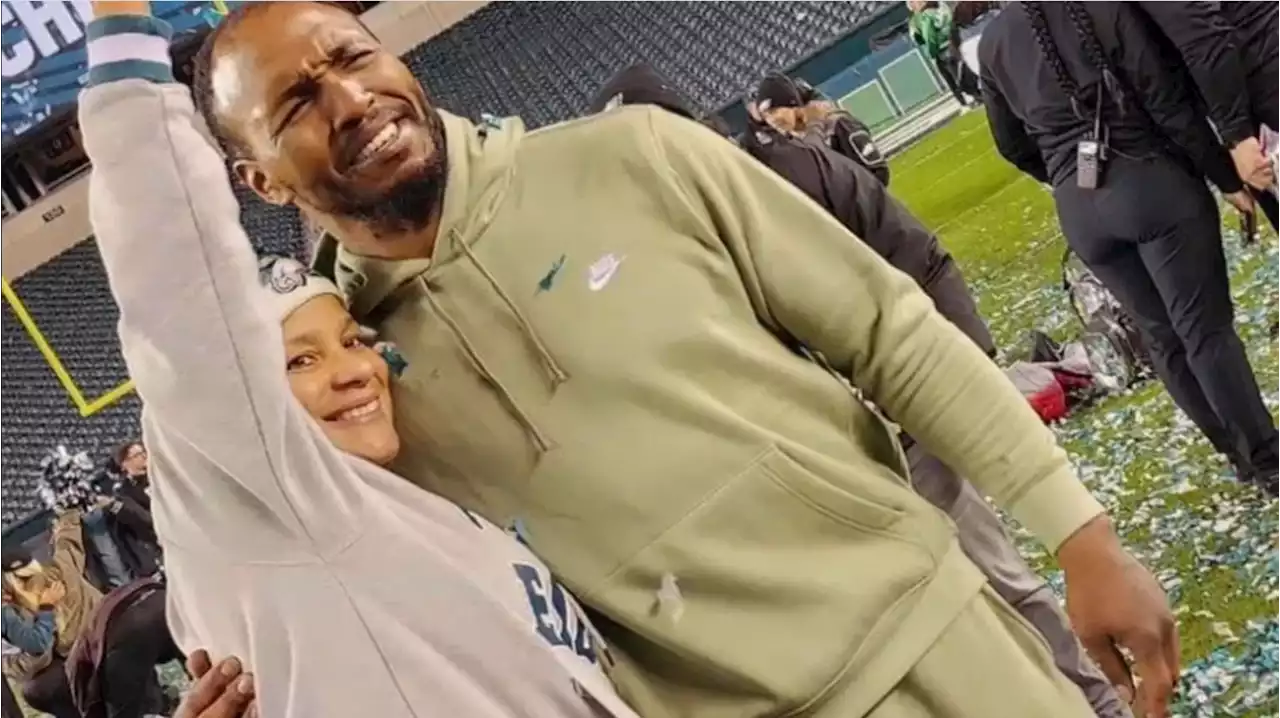 Eagles' Robert Quinn Proudly Reps Latino Heritage Ahead of Super Bowl