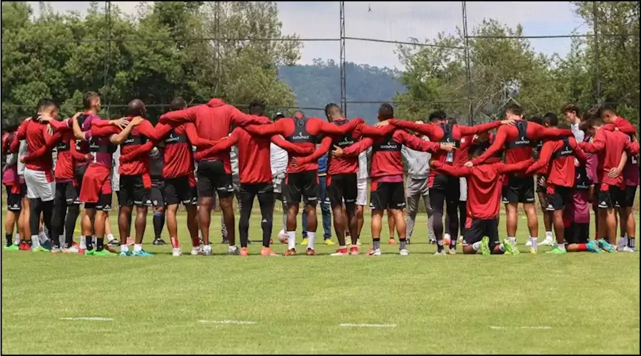 Santa Fe iría por arquero de Selección Colombia tras el retiro de Leandro Castellanos