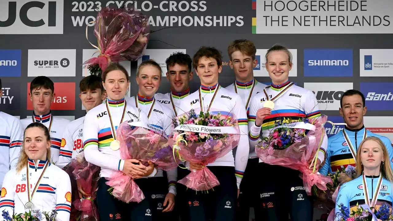 WK-favoriet Van Empel leidt Nederlandse veldrijders naar goud op teamaflossing