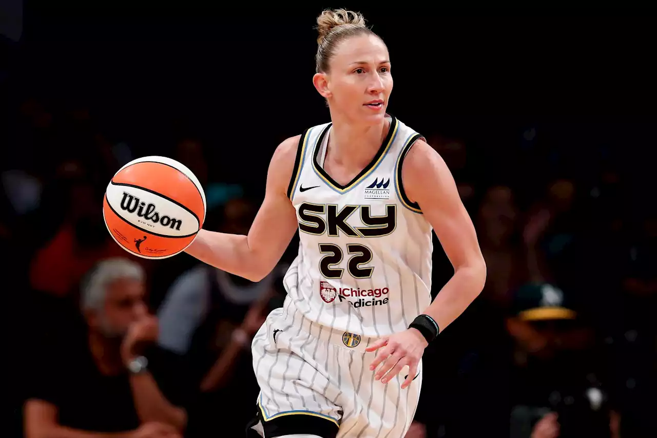 Liberty sign Courtney Vandersloot to add to WNBA superteam