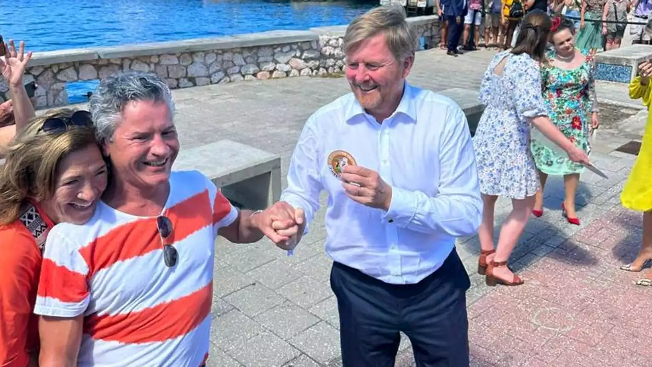 Robert sleept Bosch' embleem mee naar Curaçao, speciaal voor de koning