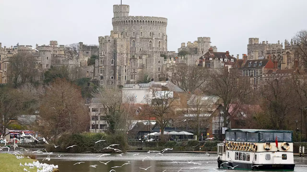 Declarado culpable de traición un británico que amenazó con matar a Isabel II