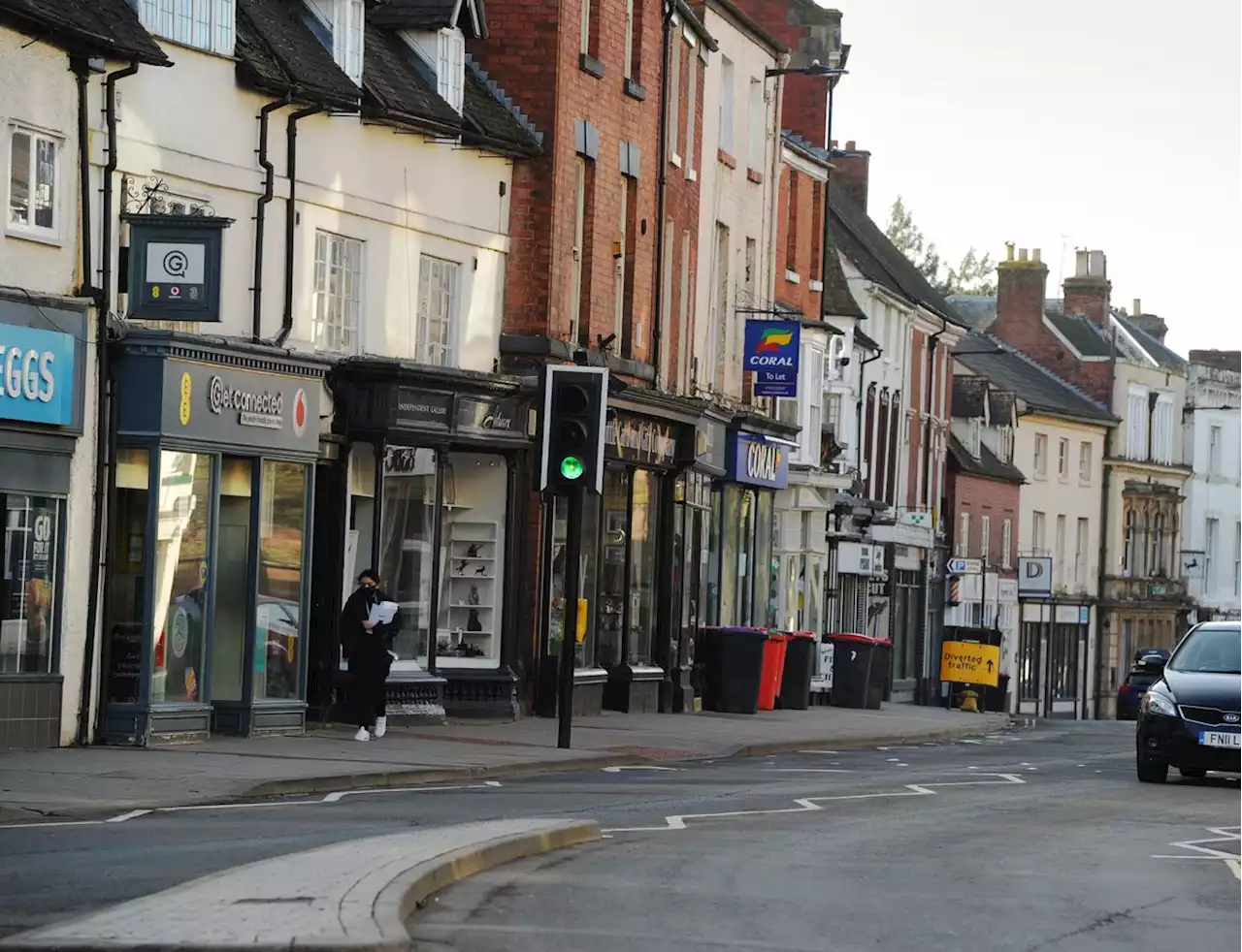 New charity shop set to open in Newport with volunteer staff wanted