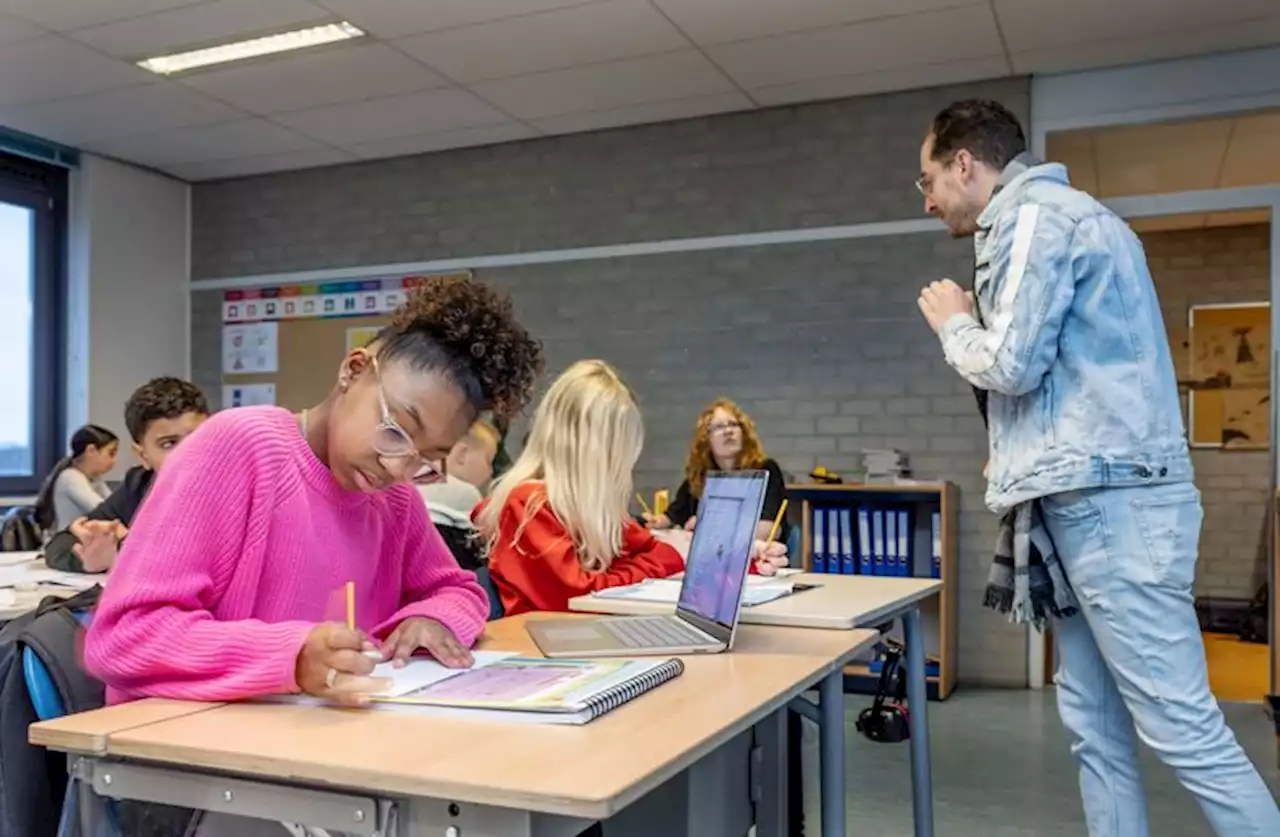 Liever vier dagen les dan een onbevoegde voor de klas