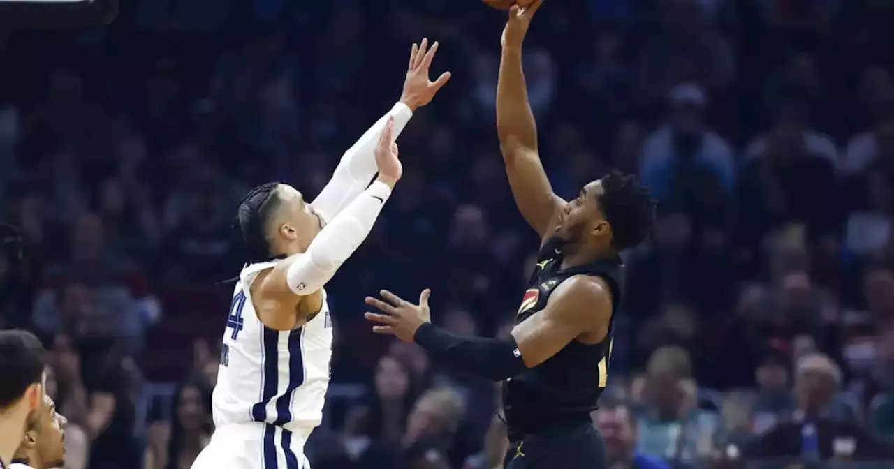 Cavs' Donovan Mitchell, Grizzlies' Dillon Brooks ejected after brouhaha  breaks out