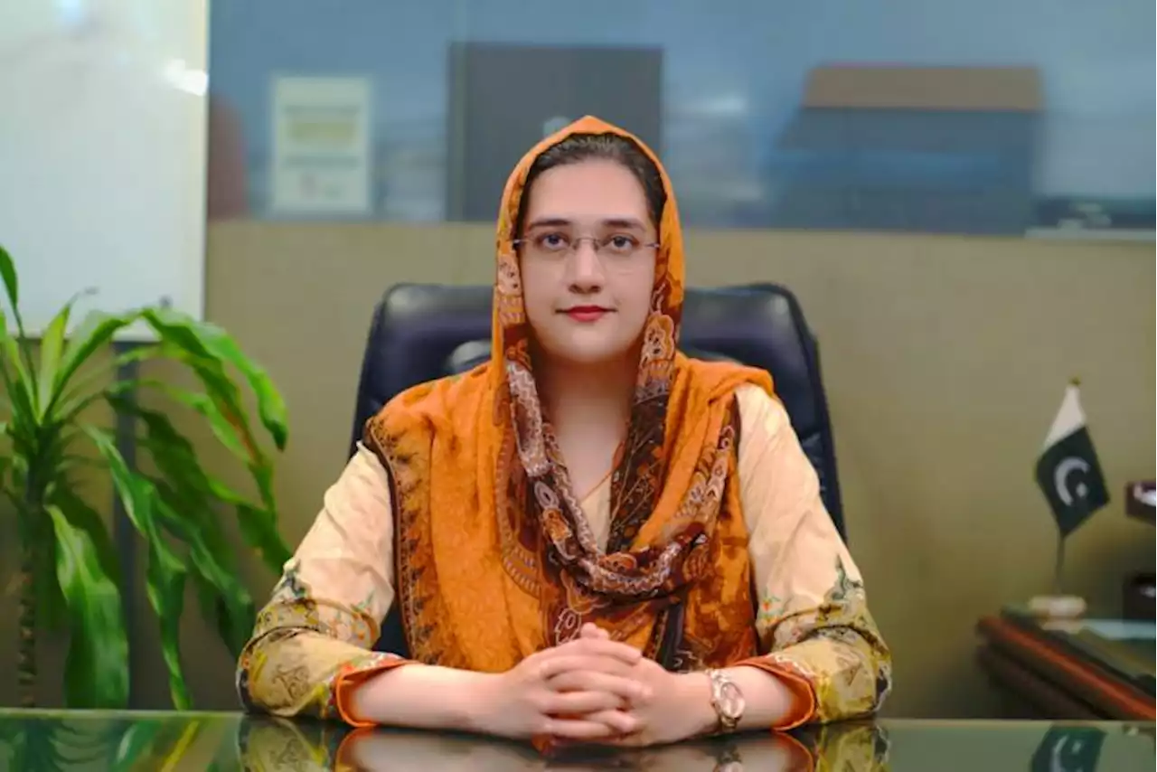 Second female DC for Lahore as deputy commissioners across Punjab changed