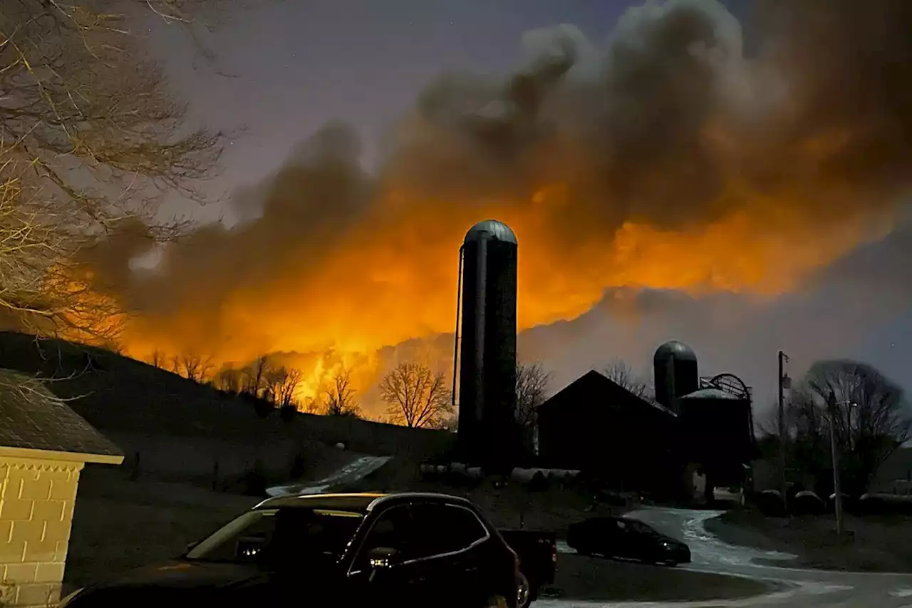 50-car train derailment causes big fire, evacuations in Ohio