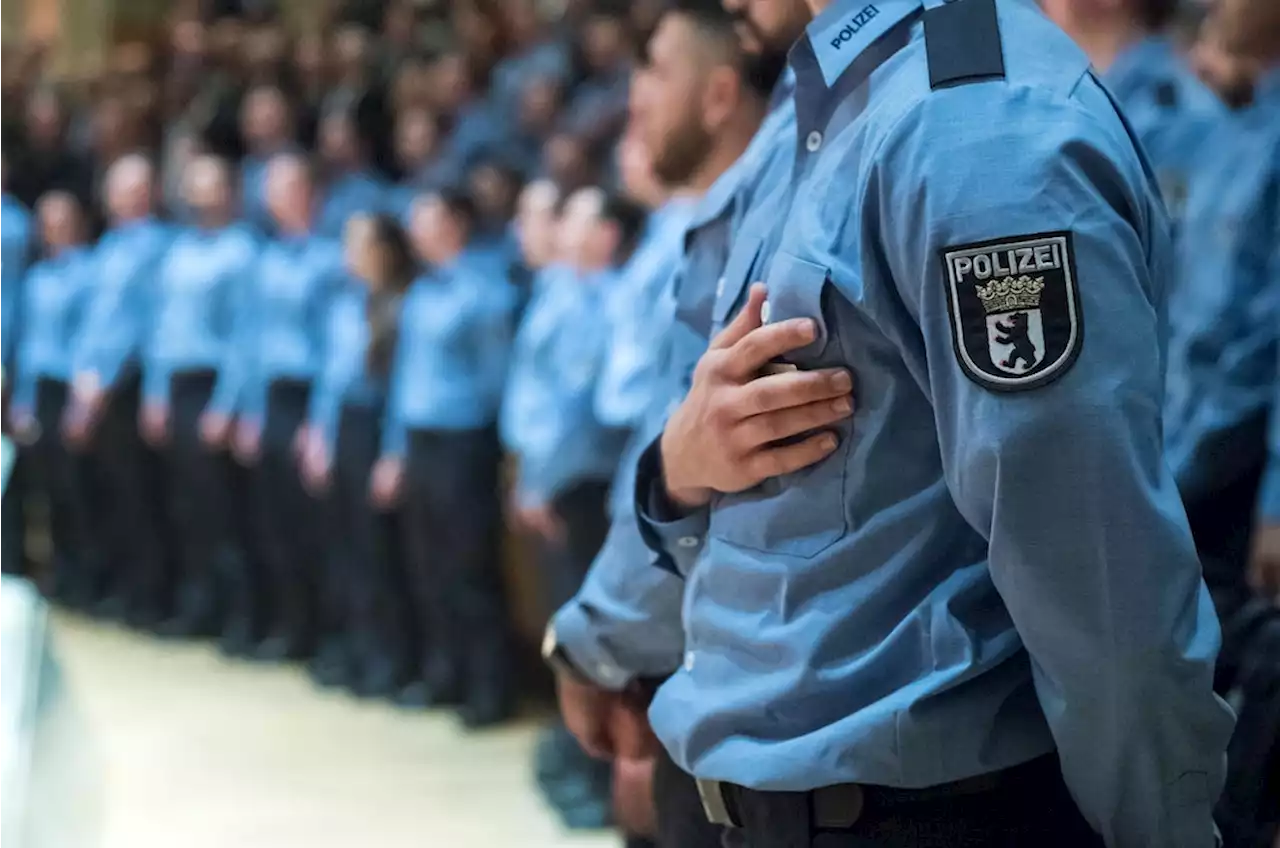 Wegen Plauderei mit Clan-Chef: Berliner Gericht zieht „Officer Denny“ den Stecker