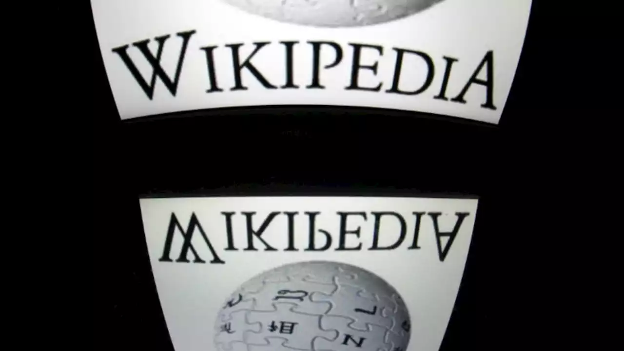 Pakistan blocks Wikipedia over 'blasphemous content'