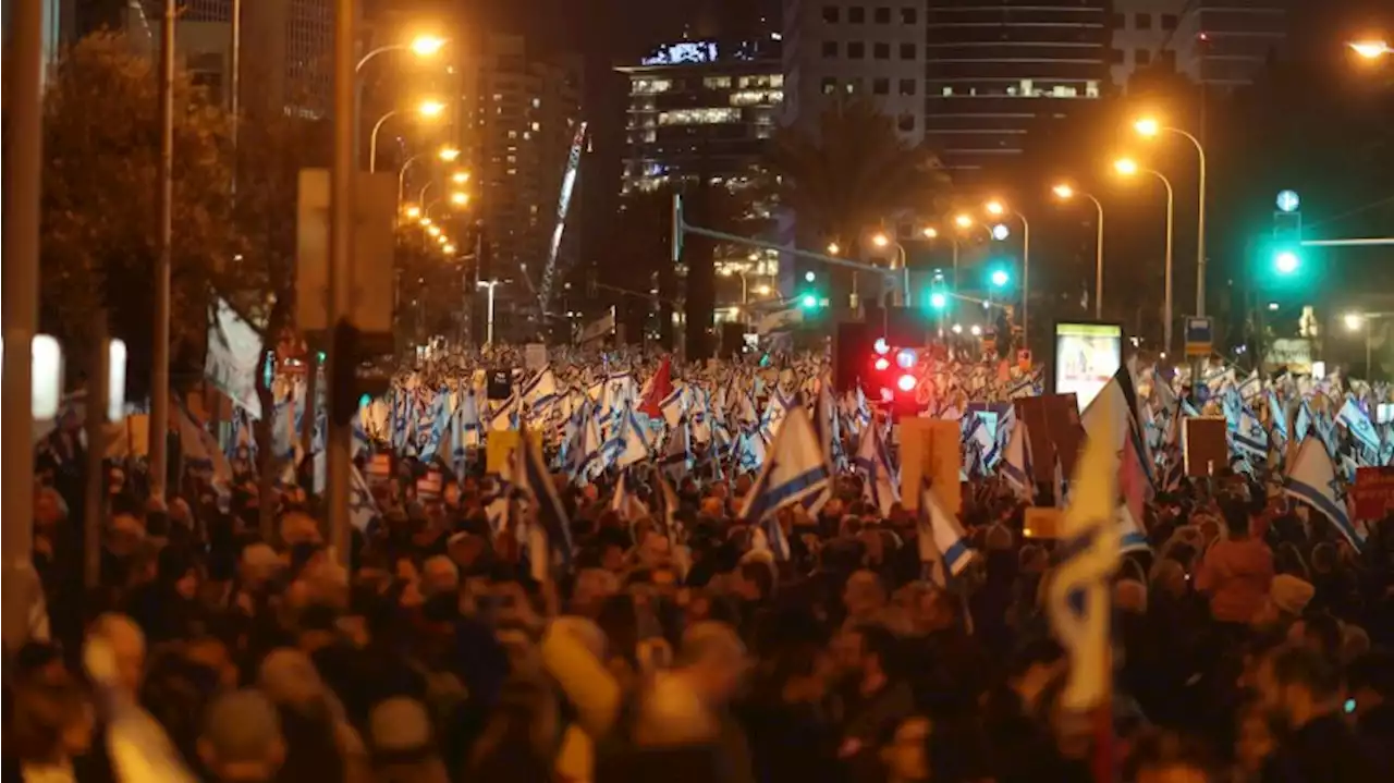 Umstrittene Justizreform: Zehntausende Israelis protestieren