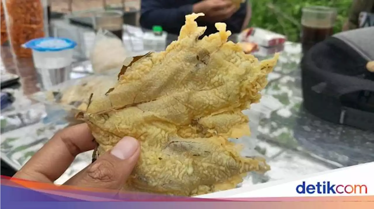 Kriuk! Keripik Daun Anggur yang Unik dari Pangandaran