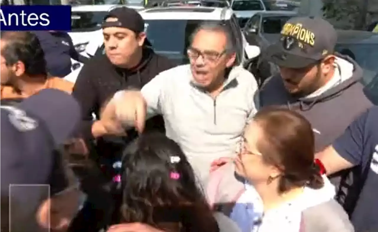 VIDEO: Manifestantes y conductores se enfrentan por bloqueo en la México-Cuernavaca