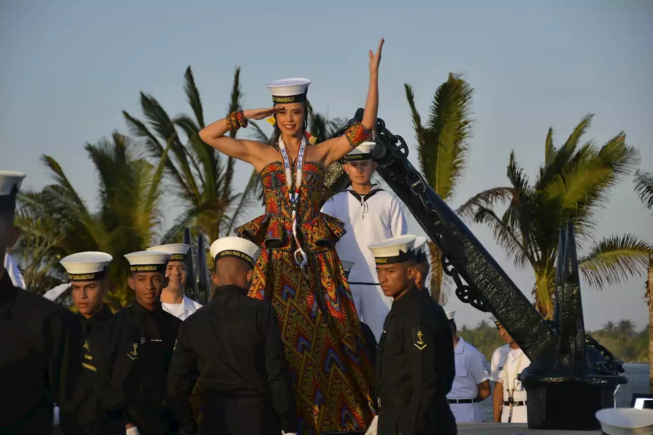 Natalia De Castro es proclamada soberana de los marinos