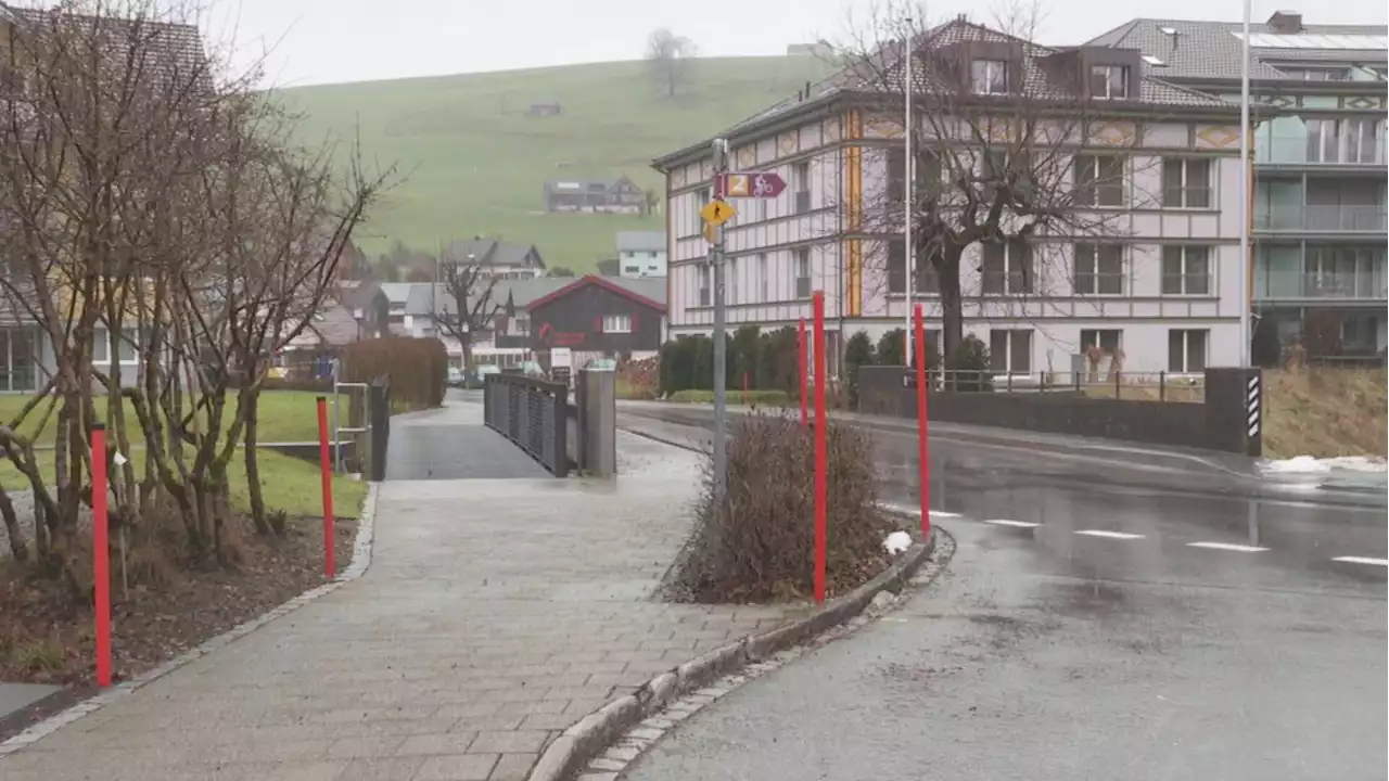 Backhendl spalten Weissbad: Was die einen stört, lockt die anderen an