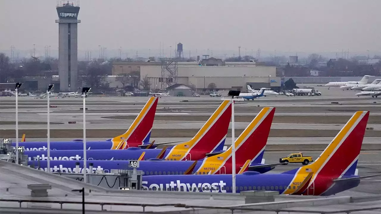 Southwest Airlines exec to testify at Senate hearing following travel meltdown