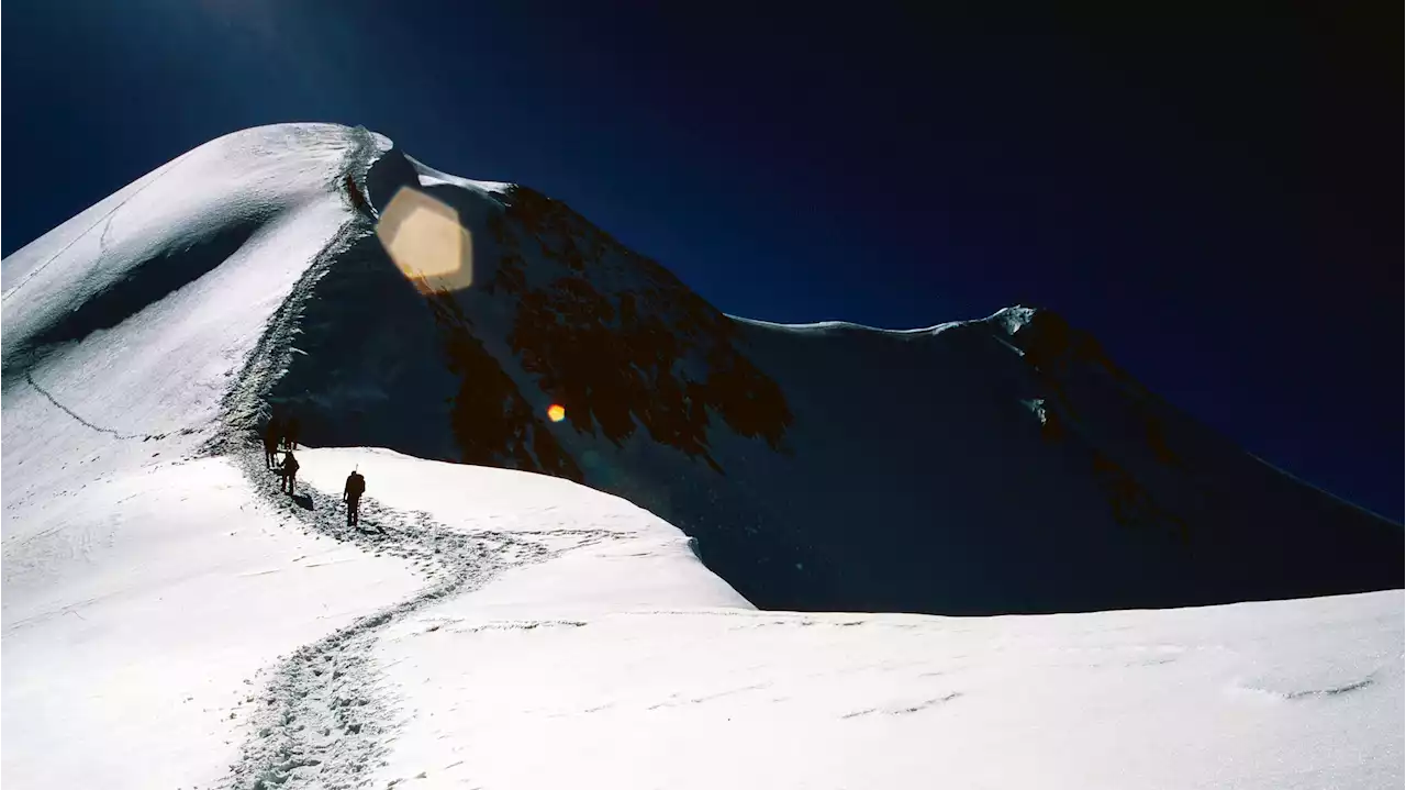 Mueren tres esquiadores en varias avalanchas en Austria: hay otros dos desaparecidos entre la nieve