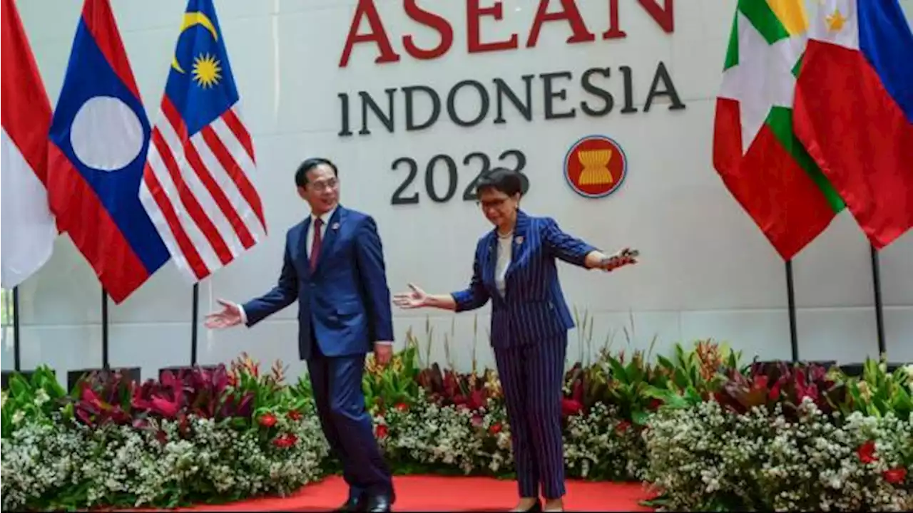 Jokowi Bakal Kirim Jenderal Jadi Utusan Khusus ASEAN ke Myanmar, Ini Kata Kemlu