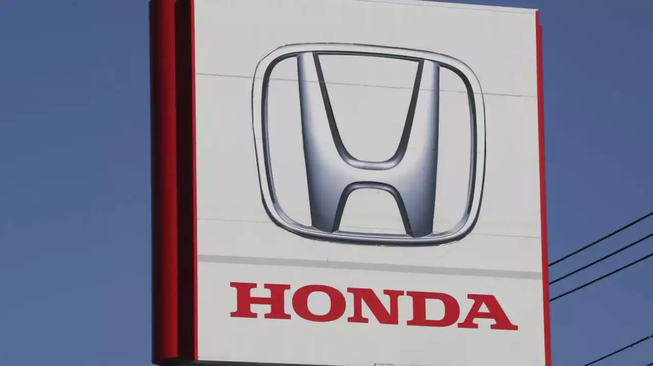 US tells owners to park old Hondas until air bags are fixed