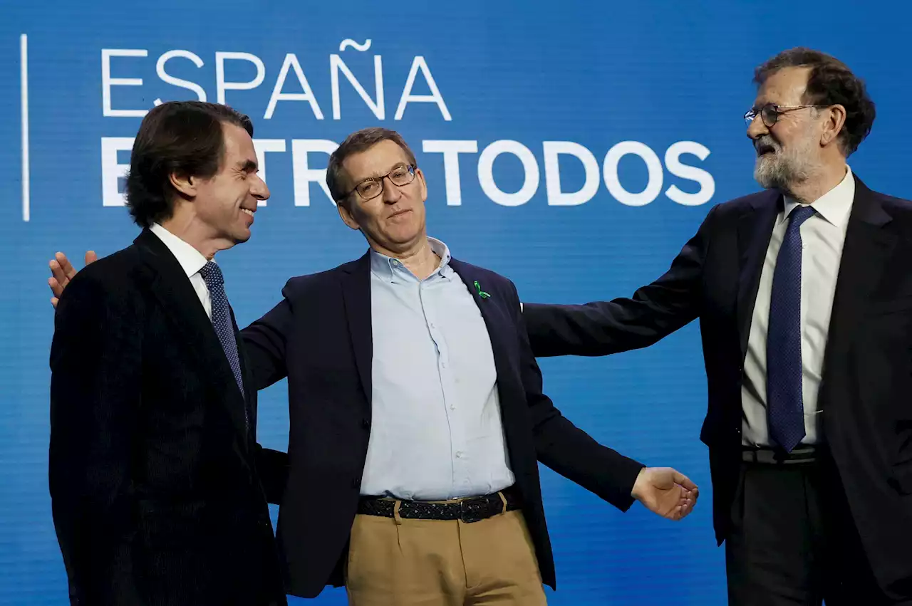 José María Aznar y Mariano Rajoy se reencuentran en València junto a Feijóo: 'Hay que cambiar el rumbo de España'