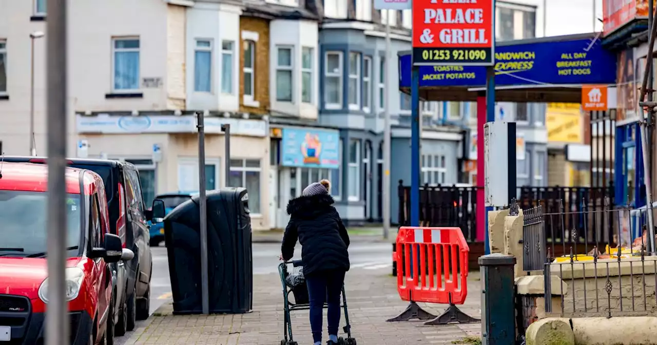 Councillors' 4% pay rise 'shameful' as town's residents struggle to pay bills