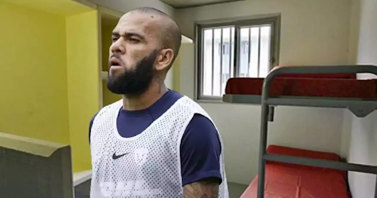 Caso Dani Alves: los tenis blancos que podrían sentenciarlo o salvarlo