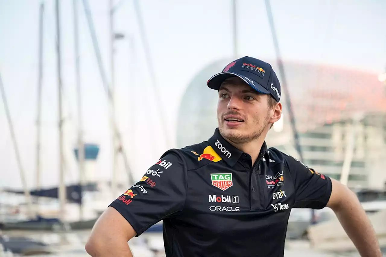 Verstappen explains “absurd” F1 sim in private jet story