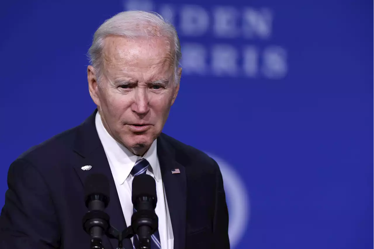 Top Democrat demands answers from Biden over Chinese balloon