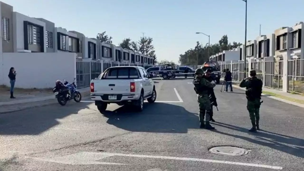 Policías rescatan a cuatro hombres y dos mujeres secuestrados en Tlajomulco