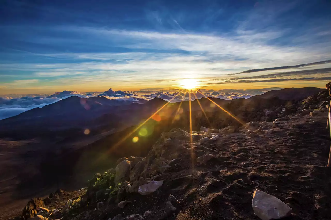 Hundreds of gallons of fuel spilled on Hawaii’s Haleakala volcano